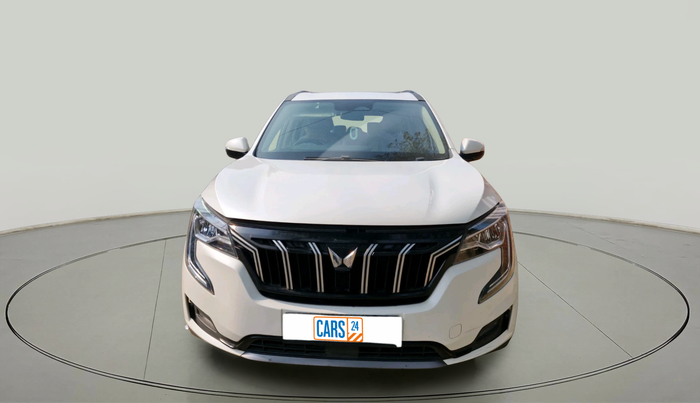 2022 Mahindra XUV700 AX 7 D AT AWD 7 STR, Diesel, Automatic, 75,819 km, interior