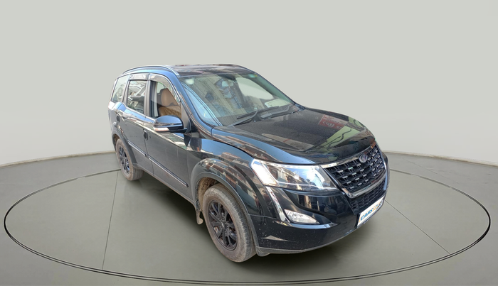 2019 Mahindra XUV500 W9, Diesel, Manual, 1,08,074 km, exterior