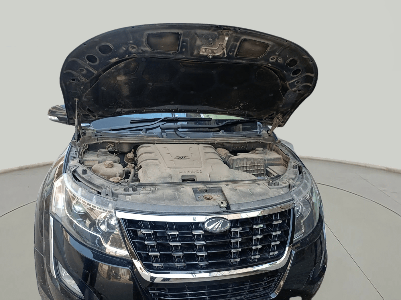 2019 Mahindra XUV500 W9, Diesel, Manual, 1,08,074 km, exterior