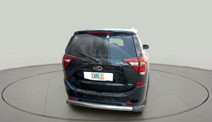 2019 Mahindra XUV500 W9, Diesel, Manual, 1,08,074 km, exterior