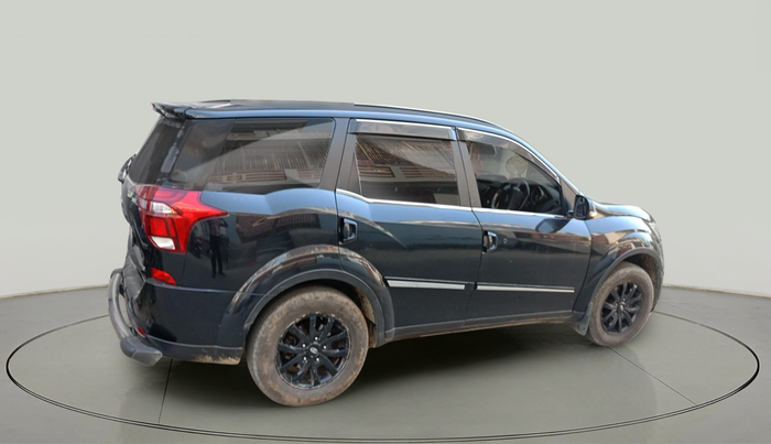 2019 Mahindra XUV500 W9, Diesel, Manual, 1,08,074 km, exterior