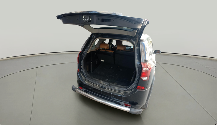 2019 Mahindra XUV500 W9, Diesel, Manual, 1,08,074 km, exterior