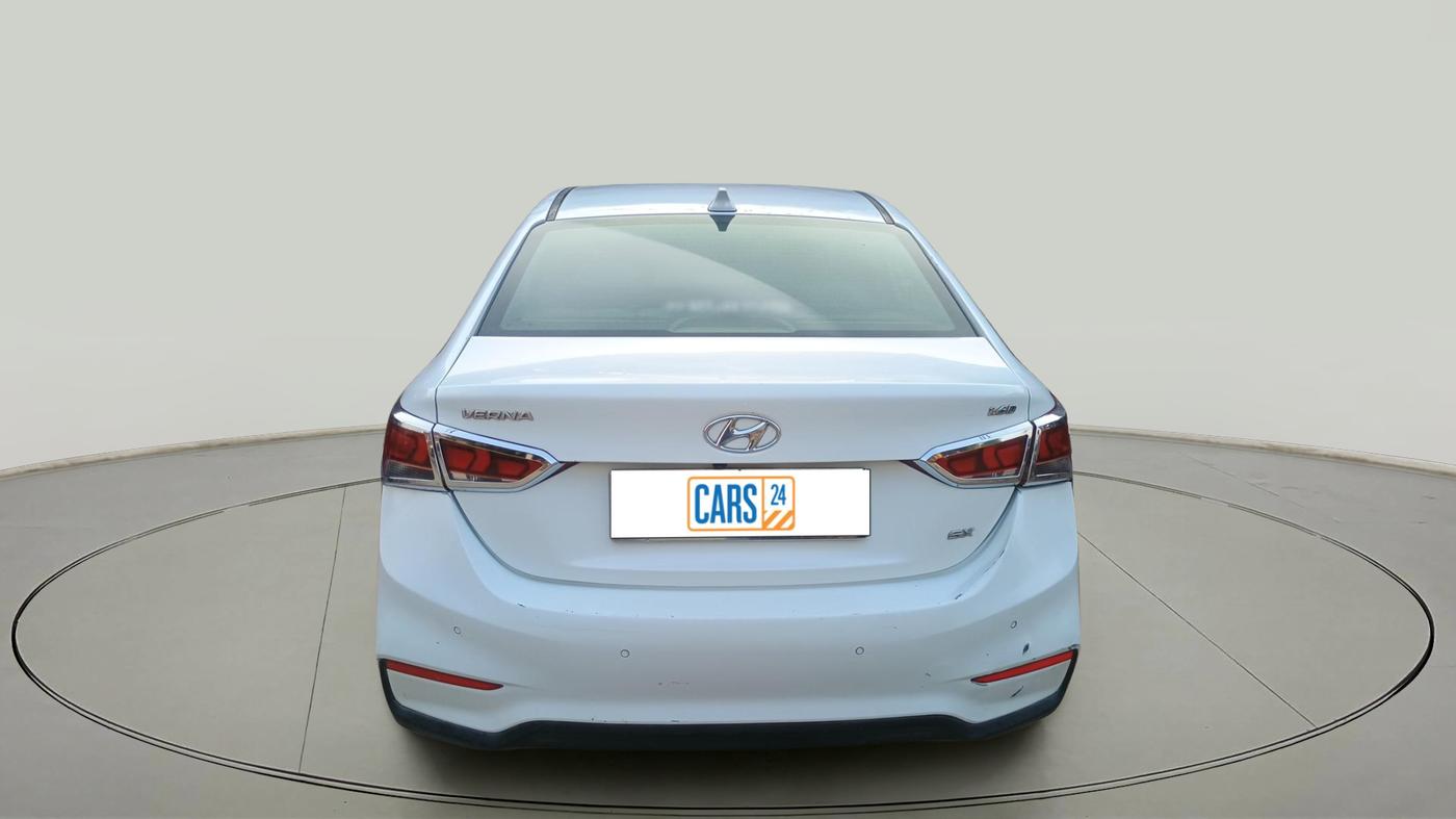2018 Hyundai Verna 1.6 SX (O) CRDI MT, Diesel, Manual, 1,49,486 km, exterior