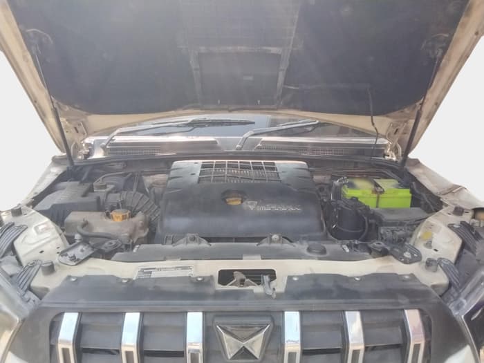 2016 Mahindra Scorpio S10, Diesel, Manual, 2,35,294 km, exterior