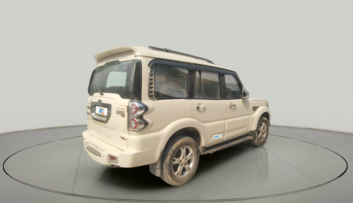 2016 Mahindra Scorpio S10, Diesel, Manual, 2,35,294 km, exterior
