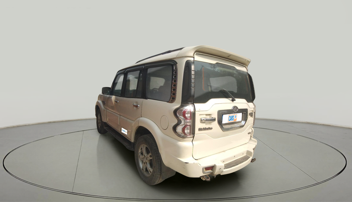 2016 Mahindra Scorpio S10, Diesel, Manual, 2,35,294 km, exterior