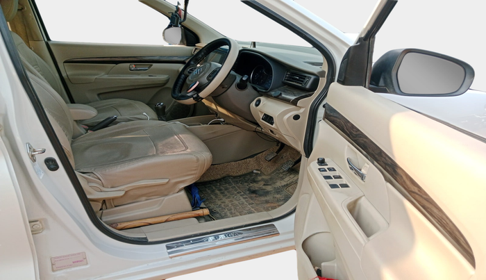 2021 Maruti Ertiga ZXI+ SHVS, Petrol, Manual, 60,971 km, interior