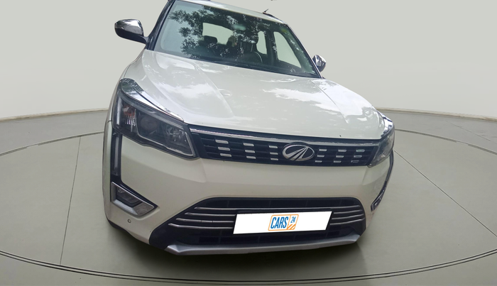 2020 Mahindra XUV300 W8 (O) 1.5 DIESEL, Diesel, Manual, 1,08,653 km, exterior