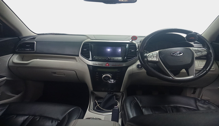 2020 Mahindra XUV300 W8 (O) 1.5 DIESEL, Diesel, Manual, 1,08,653 km, interior