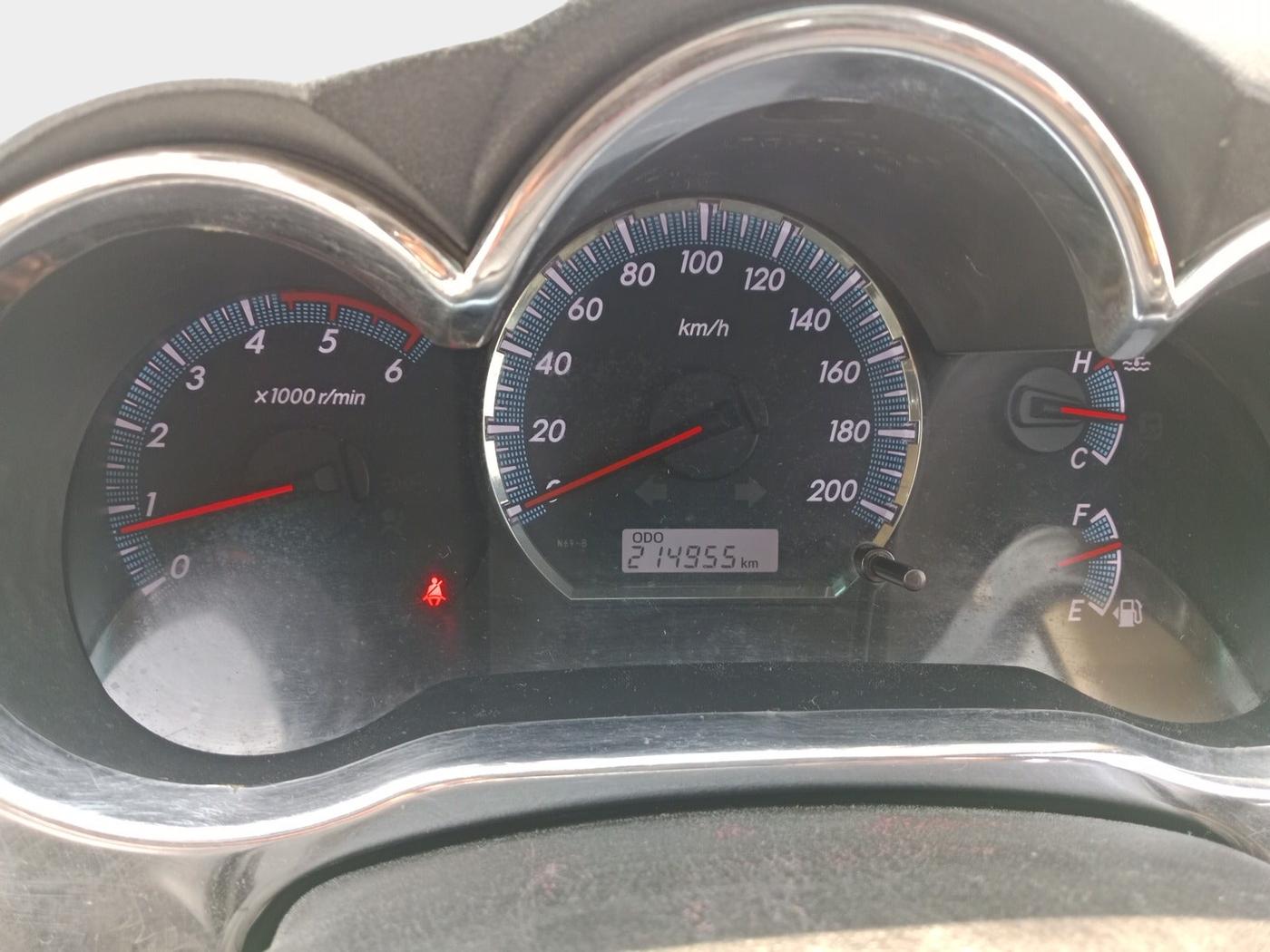 2014 Toyota Fortuner 3.0 4X2 MT, Diesel, Manual, 2,14,955 km, interior