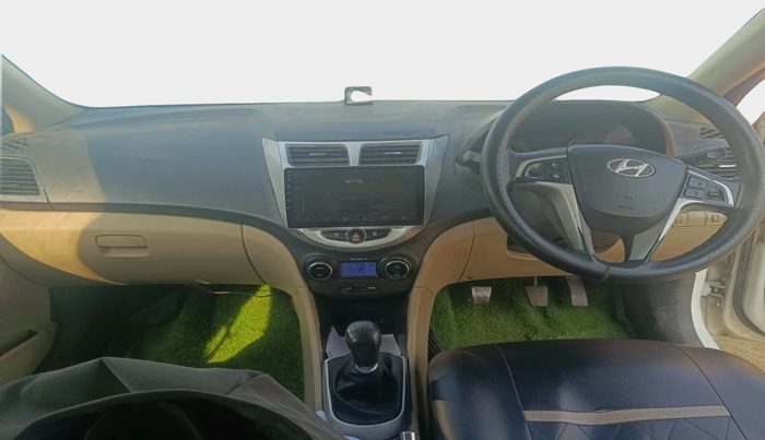 2013 Hyundai Verna FLUIDIC 1.6 CRDI SX, Diesel, Manual, 2,13,546 km, interior