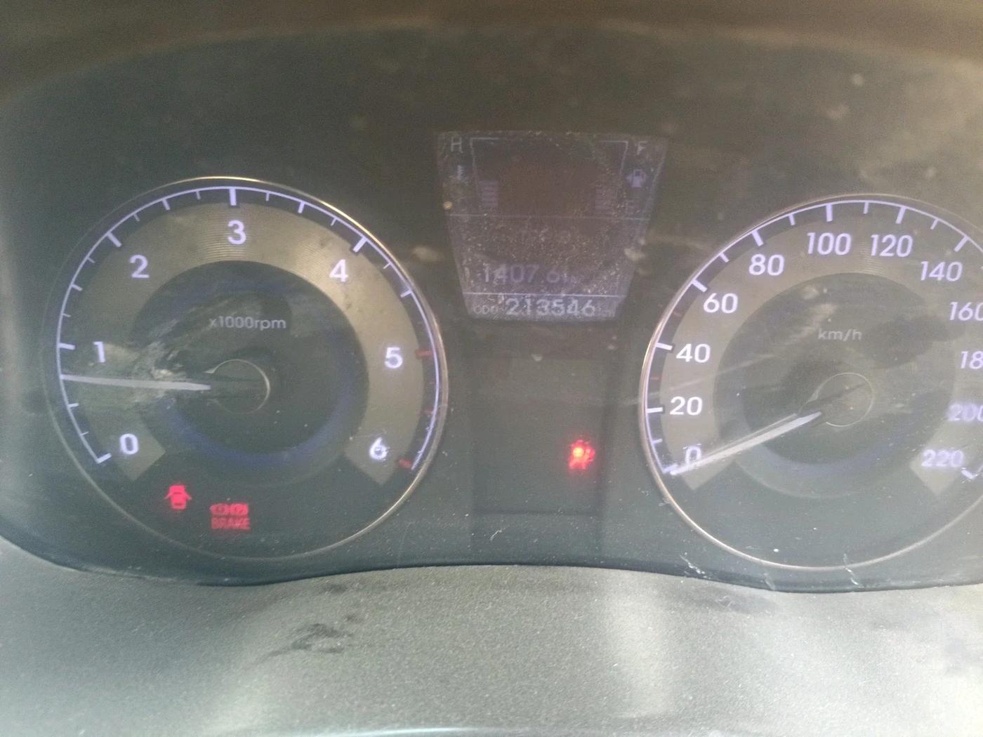2013 Hyundai Verna FLUIDIC 1.6 CRDI SX, Diesel, Manual, 2,13,725 km, interior