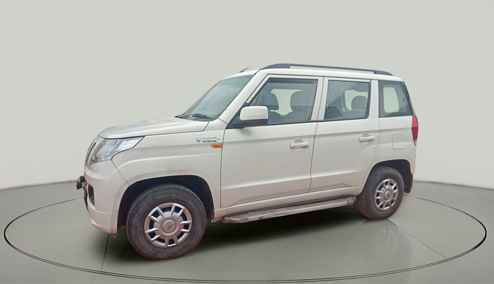 2018 Mahindra TUV300 T6 PLUS, Diesel, Manual, 99,358 km, exterior