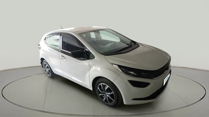 2024 Tata ALTROZ XM PLUS PETROL, Petrol, Manual, 9,212 km, exterior