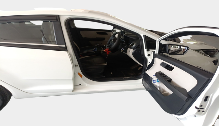2024 Tata ALTROZ XM PLUS PETROL, Petrol, Manual, 9,212 km, interior
