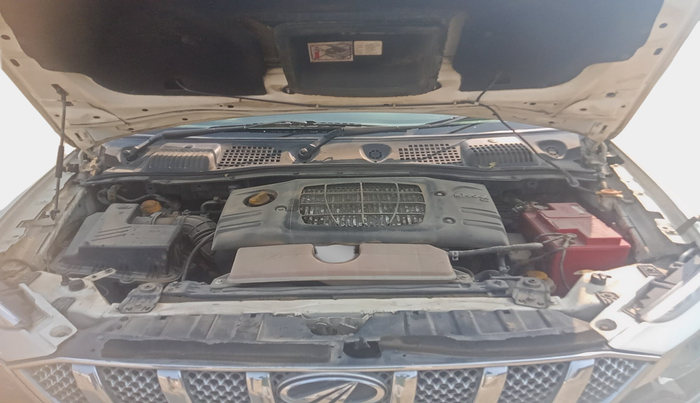 2016 Mahindra NUVOSPORT N6, Diesel, Manual, 88,812 km, exterior