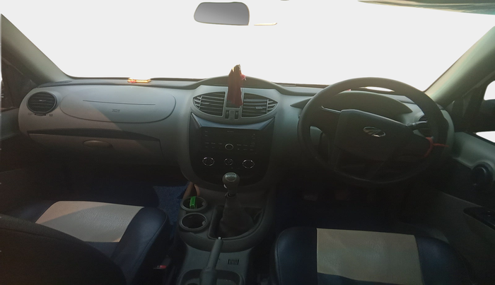 2016 Mahindra NUVOSPORT N6, Diesel, Manual, 88,812 km, interior