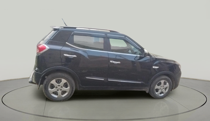 2024 Mahindra XUV300 W6 1.2 PETROL, Petrol, Manual, 28,572 km, exterior