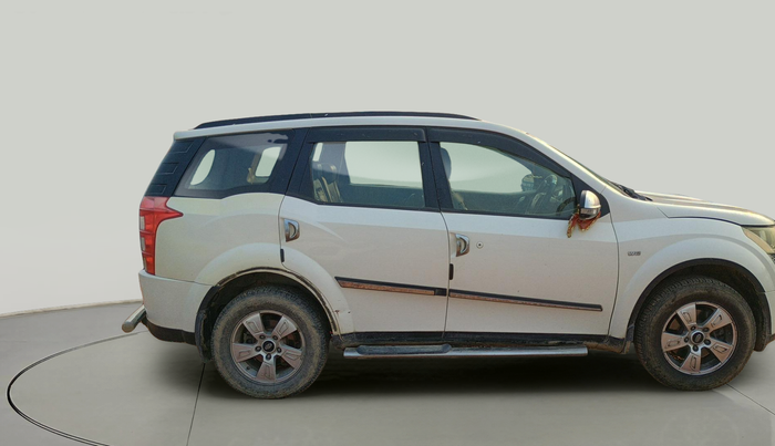 2012 Mahindra XUV500 W8, Diesel, Manual, 2,03,902 km, exterior