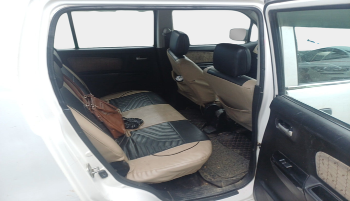 2017 Maruti Wagon R 1.0 VXI, Petrol, Manual, 1,15,791 km, interior