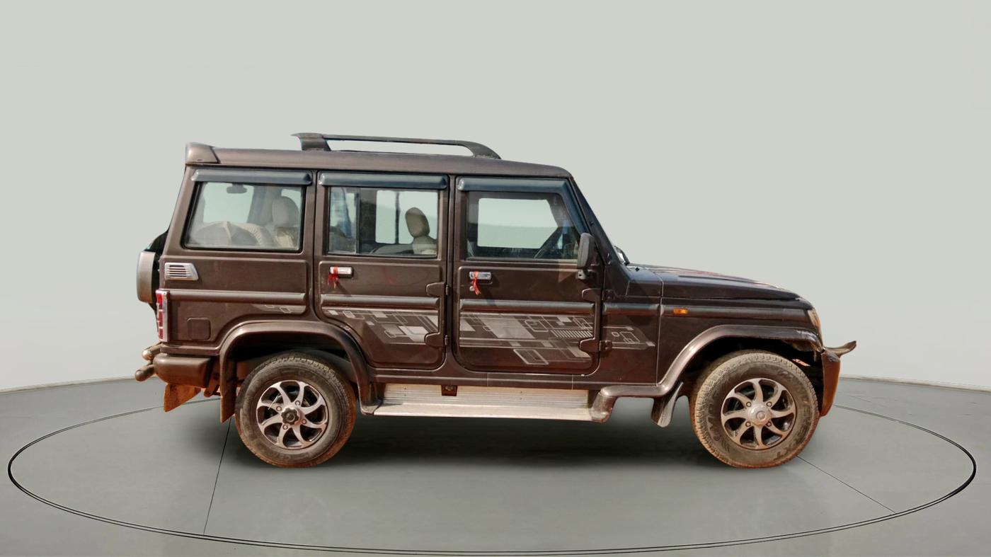 2015 Mahindra Bolero SLX BS-III, Diesel, Manual, 1,23,129 km, exterior