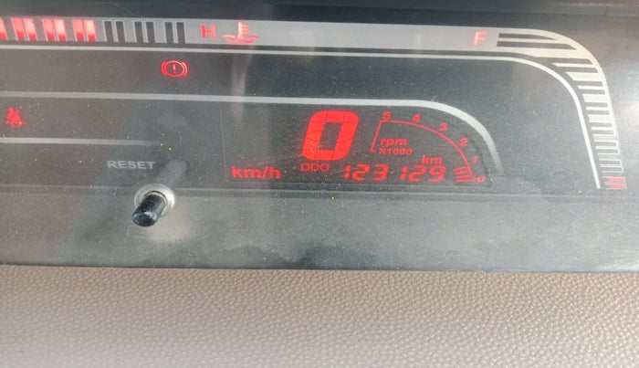 2015 Mahindra Bolero SLX BS-III, Diesel, Manual, 1,23,129 km, interior