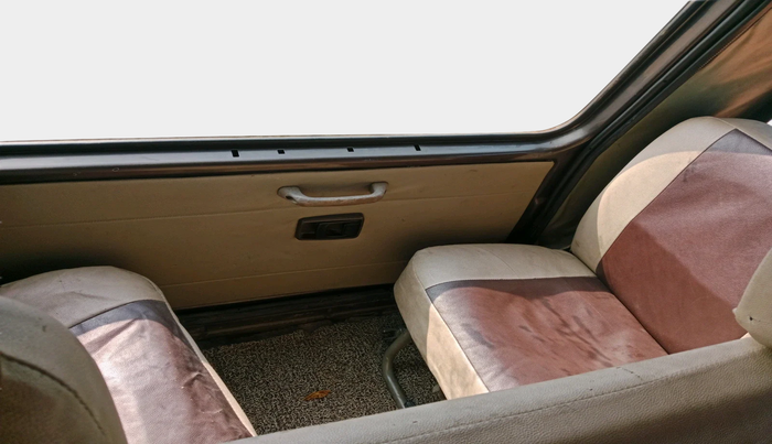 2015 Mahindra Bolero SLX BS-III, Diesel, Manual, 1,23,129 km, interior