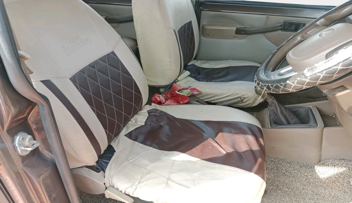 2015 Mahindra Bolero SLX BS-III, Diesel, Manual, 1,23,129 km, interior