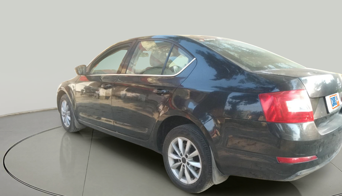 2014 Skoda Octavia AMBITION 2.0 TDI AT, Diesel, Automatic, 82,942 km, exterior