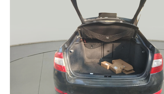 2014 Skoda Octavia AMBITION 2.0 TDI AT, Diesel, Automatic, 82,942 km, exterior