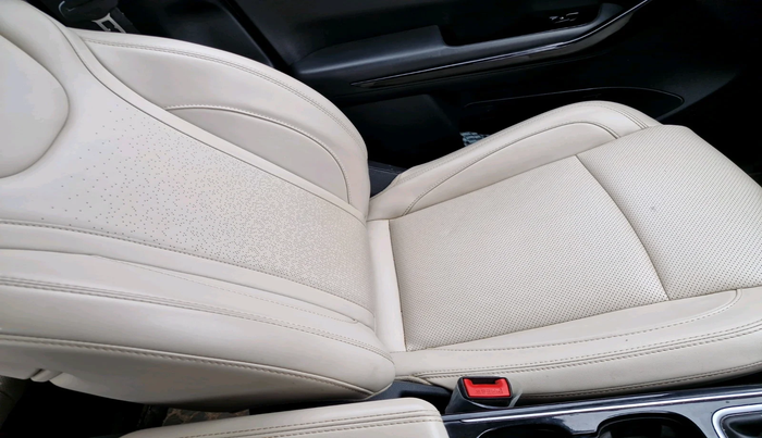 2023 Mahindra XUV700 AX 7 LUXURY D MT 7 STR, Diesel, Manual, 43,824 km, interior