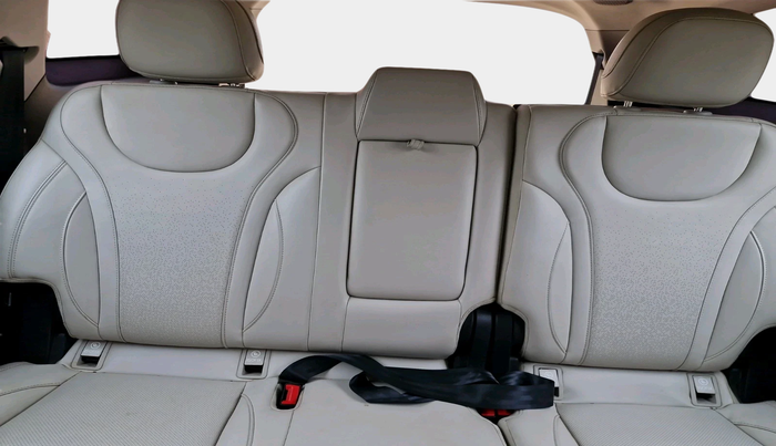 2023 Mahindra XUV700 AX 7 LUXURY D MT 7 STR, Diesel, Manual, 43,824 km, interior