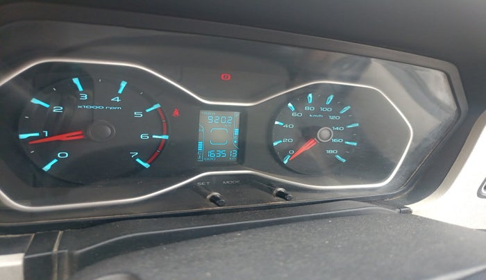2020 Mahindra Scorpio S9, Diesel, Manual, 1,63,513 km, interior