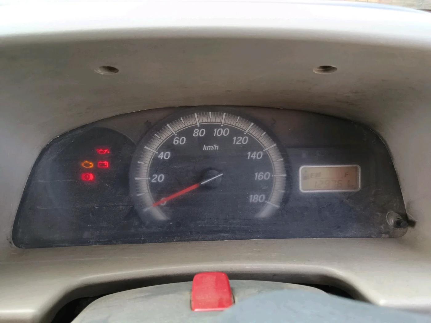 2014 Maruti Eeco 5 STR WITH A/C+HTR, CNG, Manual, 1,29,761 km, interior