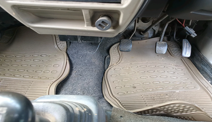 2014 Maruti Eeco 5 STR WITH A/C+HTR, Petrol, Manual, 1,29,761 km, interior