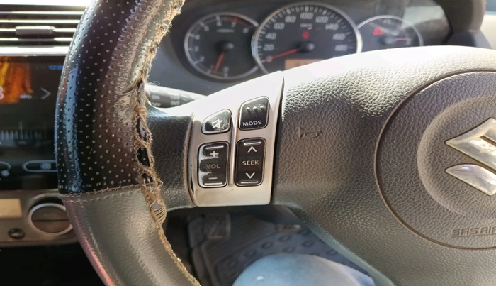 2011 Maruti Swift ZXI, Petrol, Manual, 1,62,141 km, interior