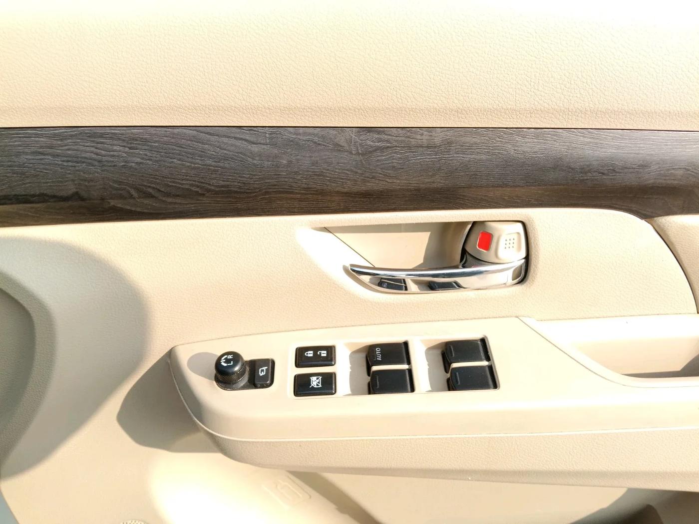 2025 Maruti Ertiga ZXI+ AT SHVS, Petrol, Automatic, 15,907 km, interior
