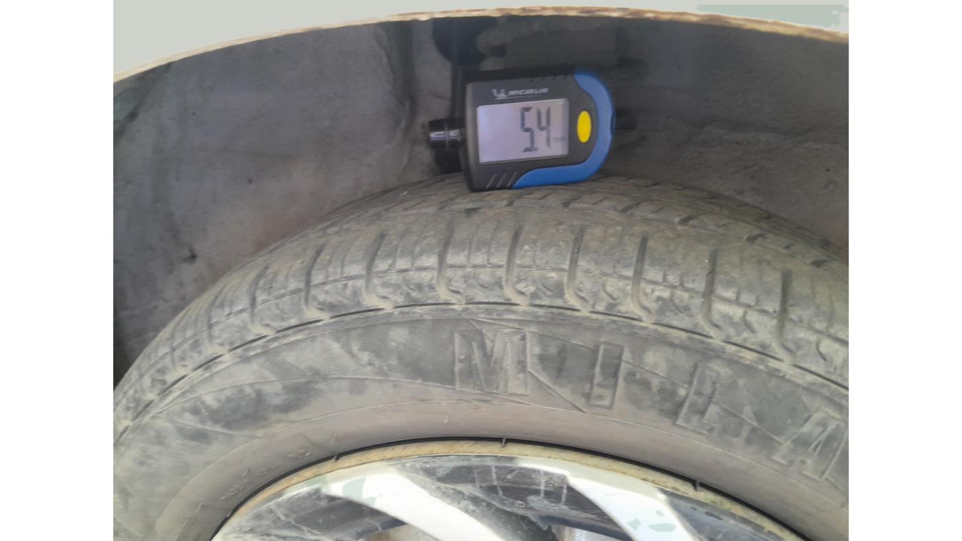 2012 Maruti Alto K10 LXI, Petrol, Manual, 86,828 km, tyre