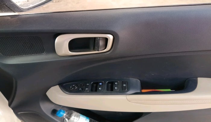 2019 Hyundai VENUE SX(O) 1.4 CRDI, Diesel, Manual, 56,362 km, interior