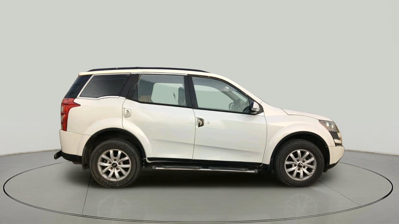 2014 Mahindra XUV500 W6, Diesel, Manual, 1,03,890 km, exterior