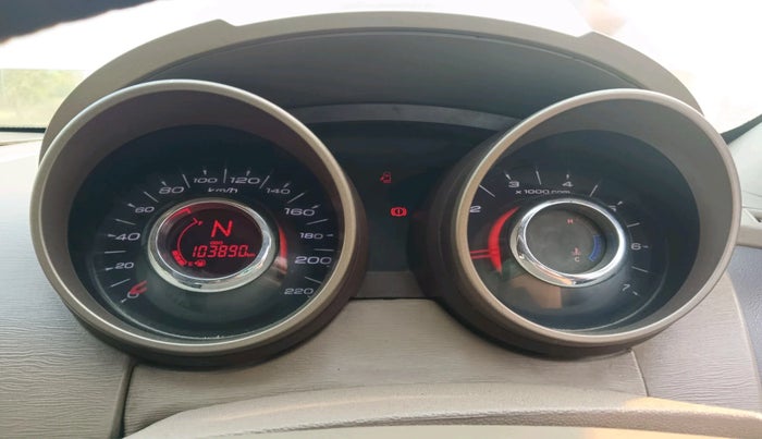 2014 Mahindra XUV500 W6, Diesel, Manual, 1,03,890 km, interior