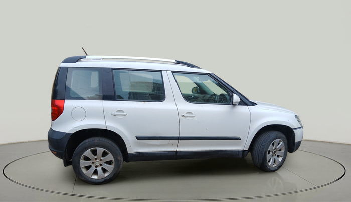 2011 Skoda Yeti AMBITION 2.0 TDI CR 4X2, Diesel, Manual, 2,84,646 km, exterior