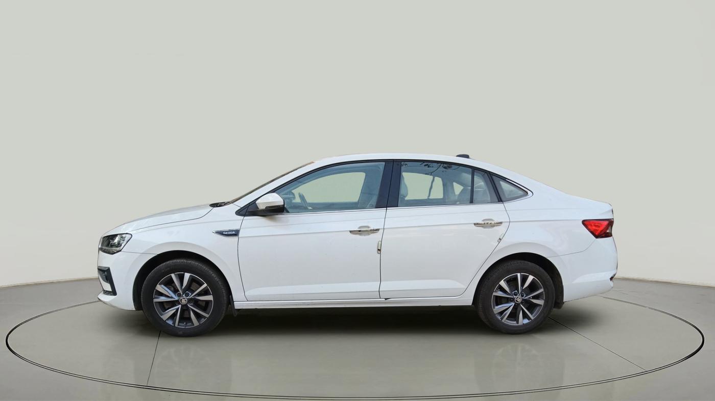 2022 Skoda SLAVIA STYLE 1.5L TSI DSG, Petrol, Automatic, 54,927 km, exterior