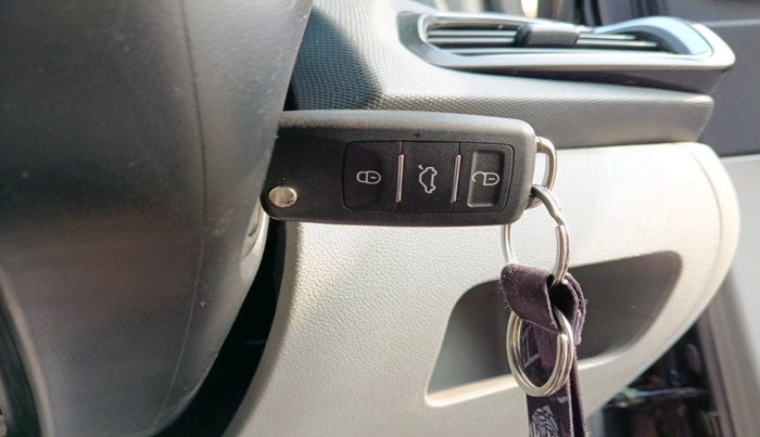 2022 Tata Tiago XT CNG, CNG, Manual, 76,572 km, interior