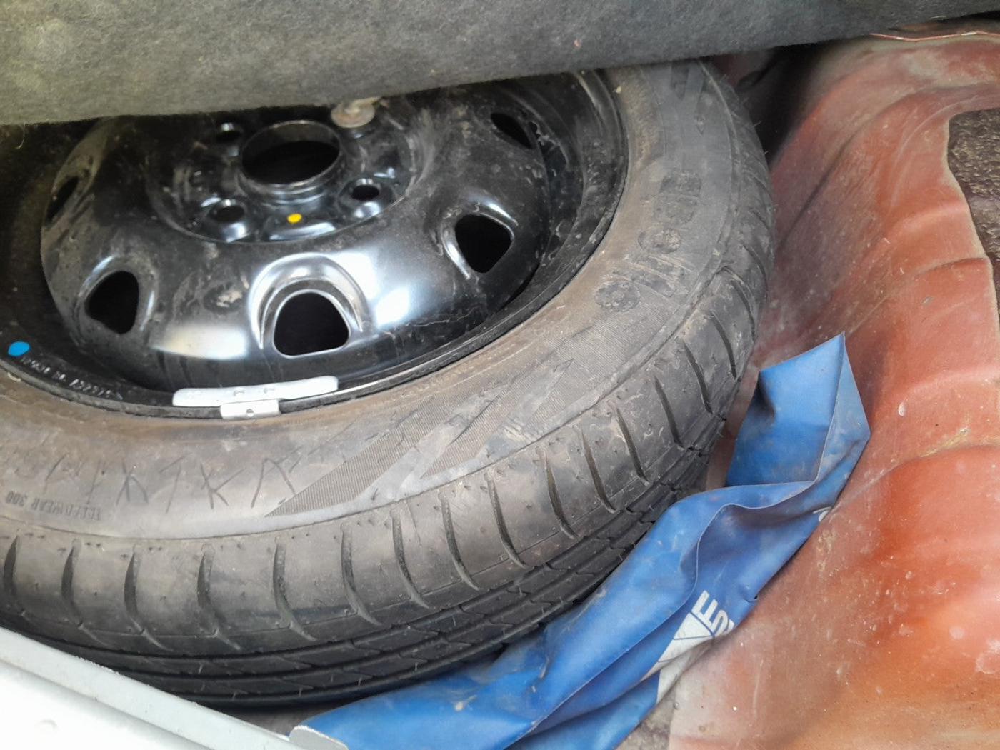 2010 Maruti Alto K10 VXI, Petrol, Manual, 23,448 km, tyre