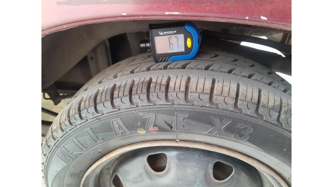 2010 Maruti Alto K10 VXI, Petrol, Manual, 23,448 km, tyre