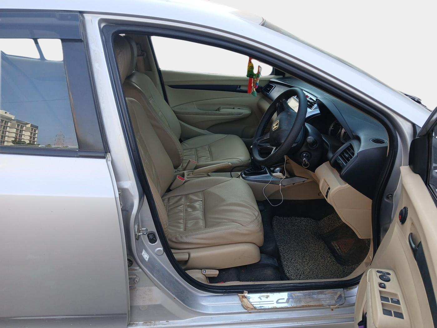2012 Honda City 1.5L I-VTEC E MT, Petrol, Manual, 1,83,986 km, interior