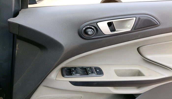 2017 Ford Ecosport TREND 1.5L DIESEL, Diesel, Manual, 1,75,705 km, interior