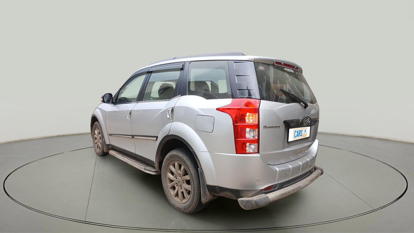 2016 Mahindra XUV500 W10, Diesel, Manual, 1,05,000 km, exterior