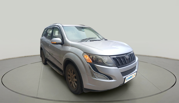 2016 Mahindra XUV500 W10, Diesel, Manual, 1,05,000 km, exterior